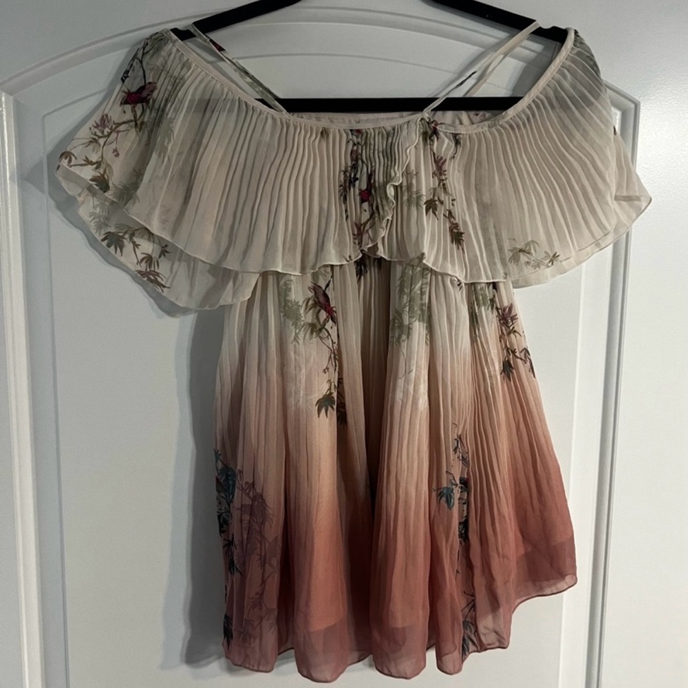 Lauren Conrad Floral Off-Shoulder‎ Pleated Top